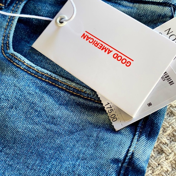Good American Good Legs Skinny Jean - Picture 5 of 9
